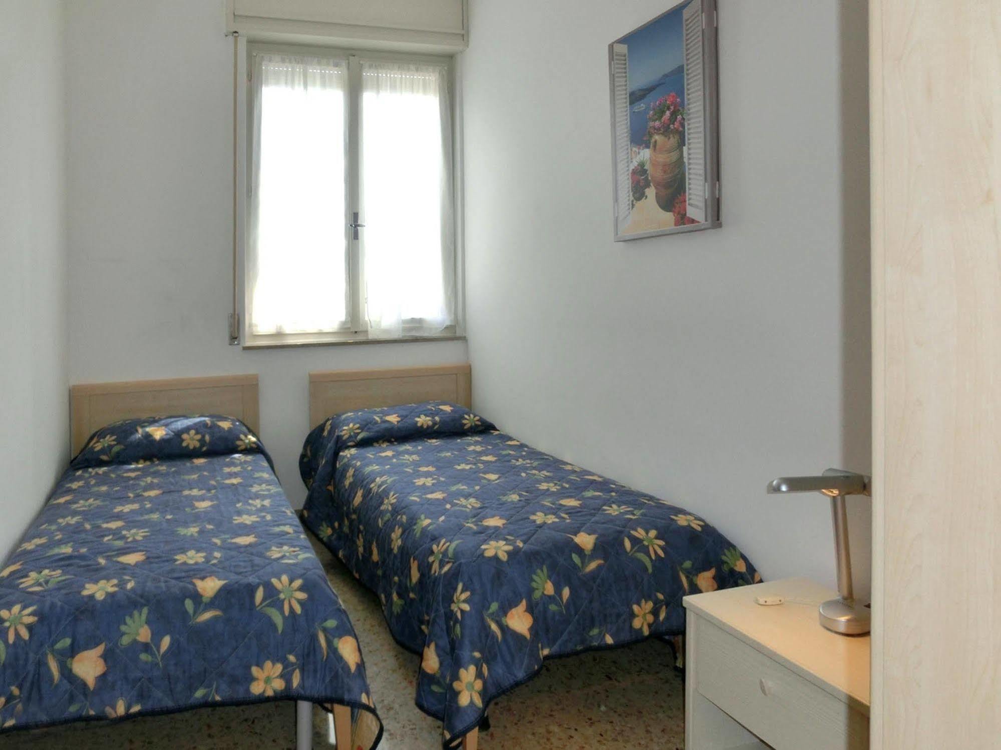 Levante Lignano Sabbiadoro Bagian luar foto