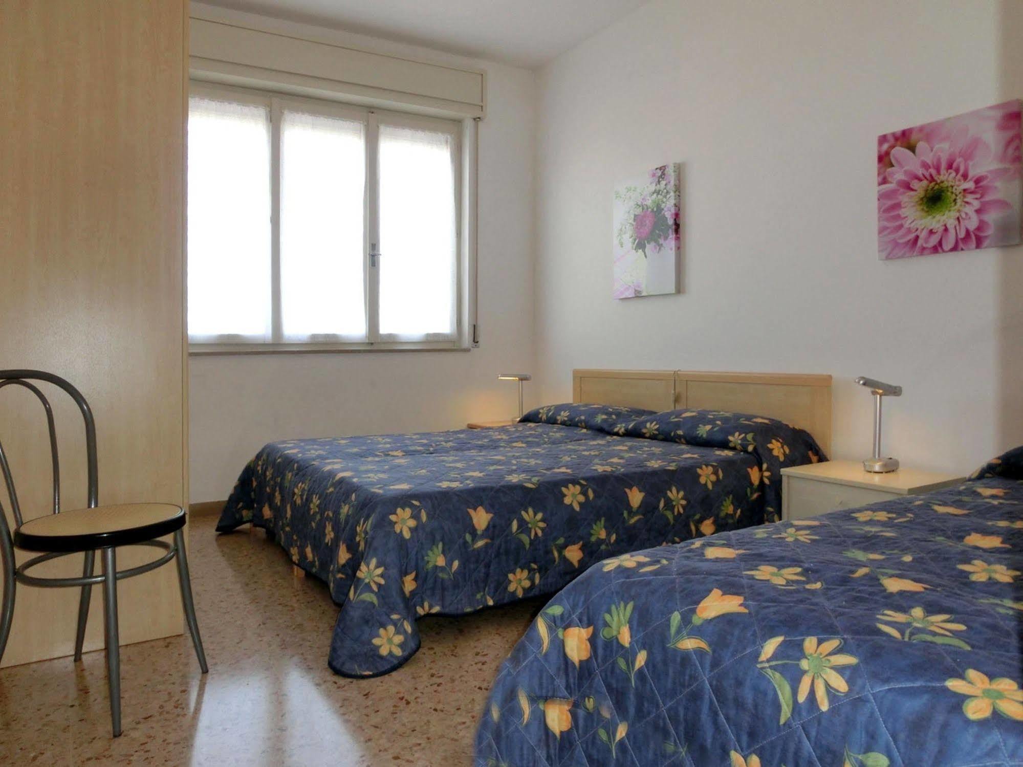 Levante Lignano Sabbiadoro Bagian luar foto