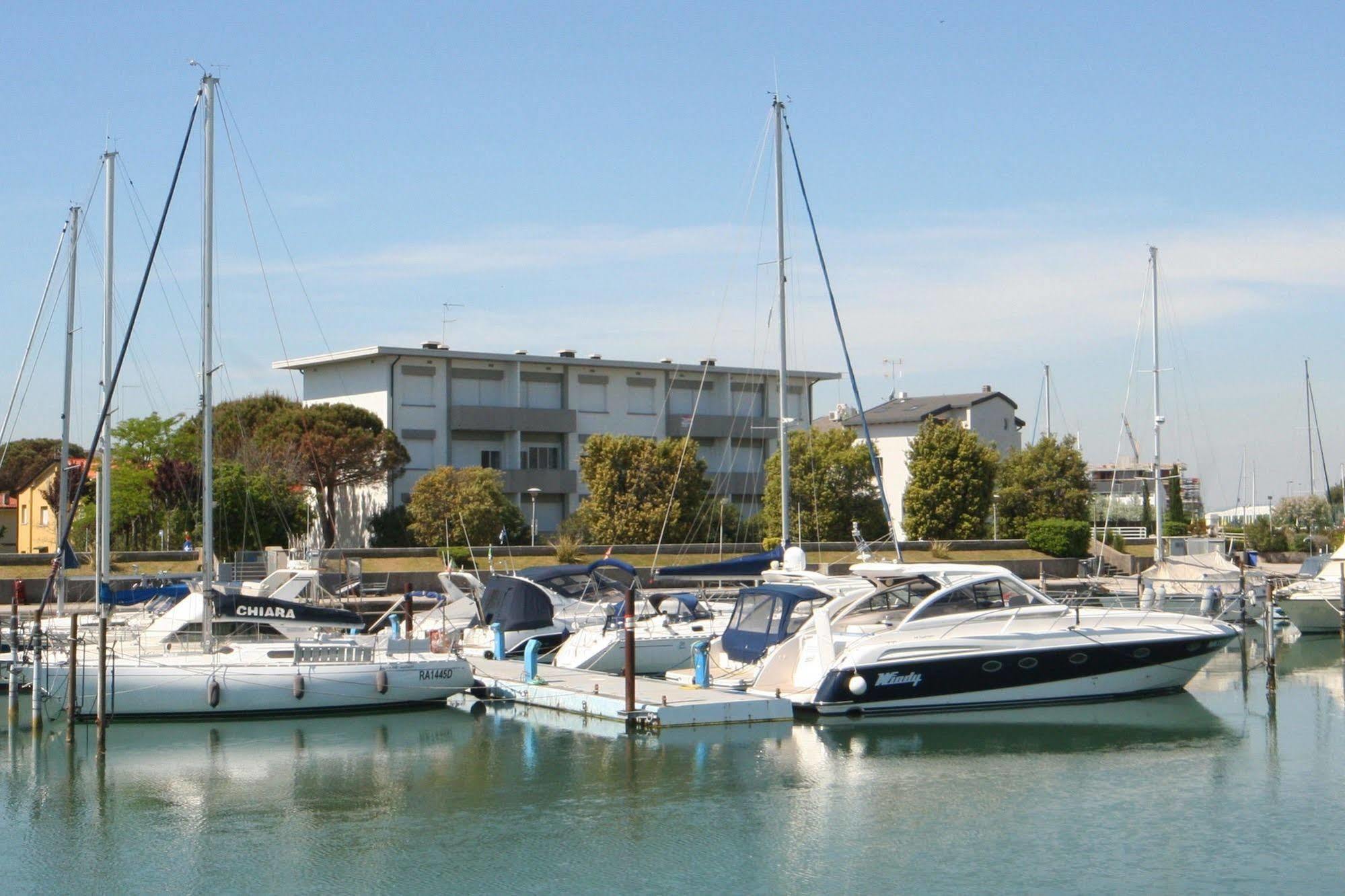 Levante Lignano Sabbiadoro Bagian luar foto